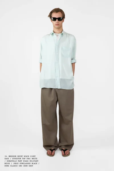 Look 19